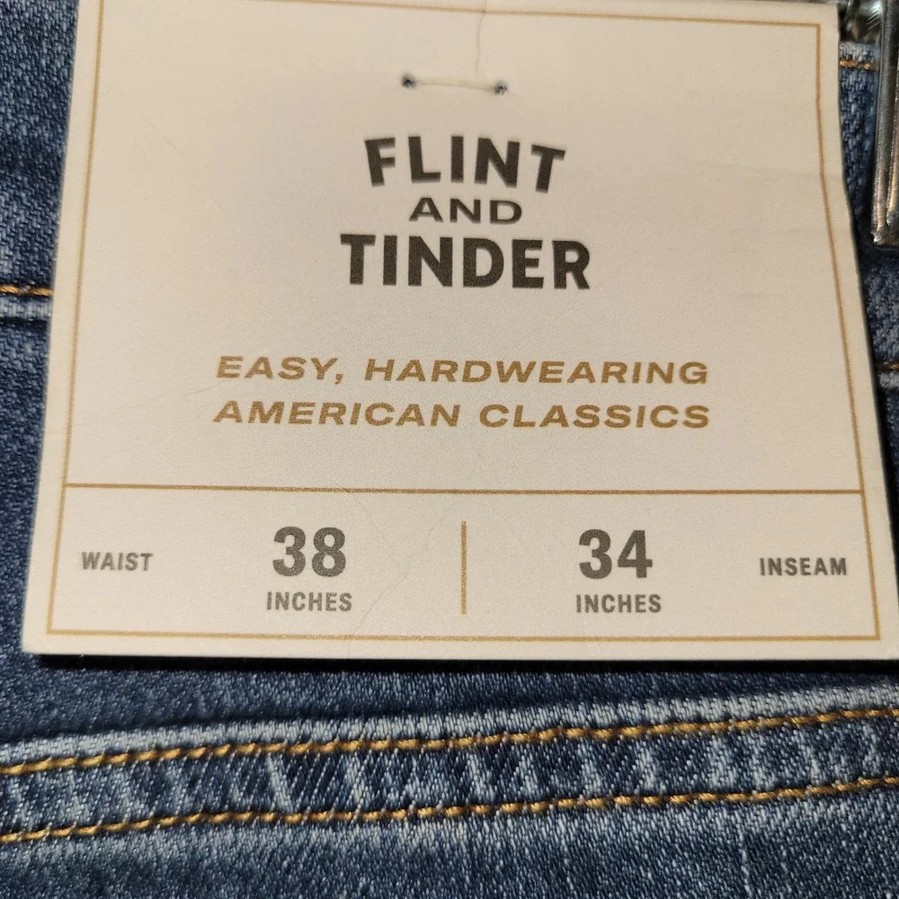 Flint and Tinder Mens Straight Fit Jeans 38x34 Medium Wash Blue F-520032 NWT